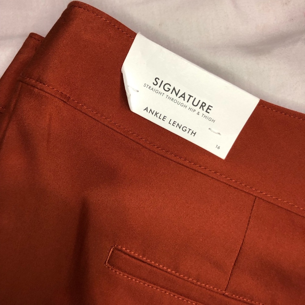 Signature Ankle Pants - Sienna